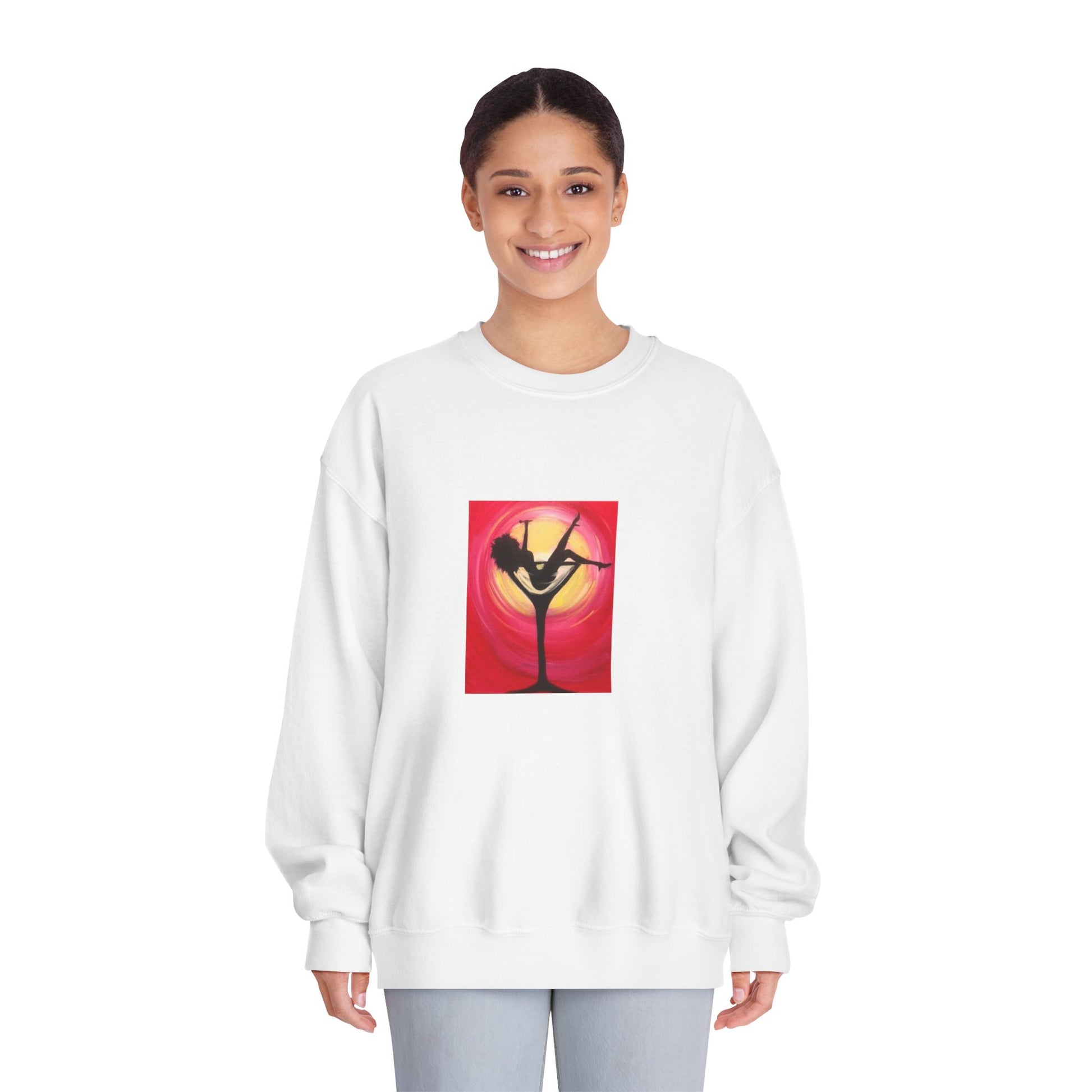 How to Style Sweatshirt women fashion look
